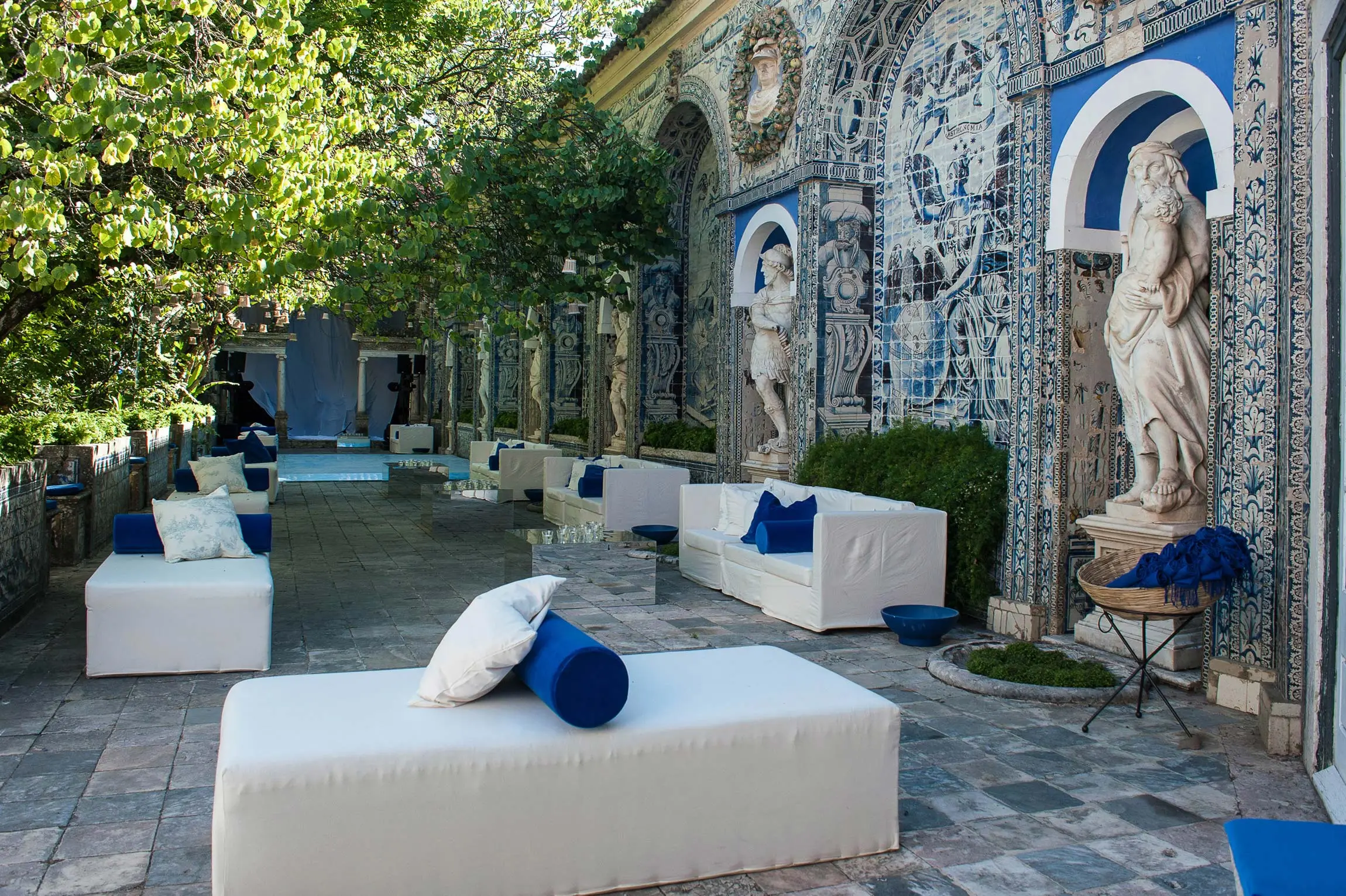 Baptism to the Sound of Music . Lisboa . Portugal — evento do atelier Joana Aranha em Lisbon (3/8)