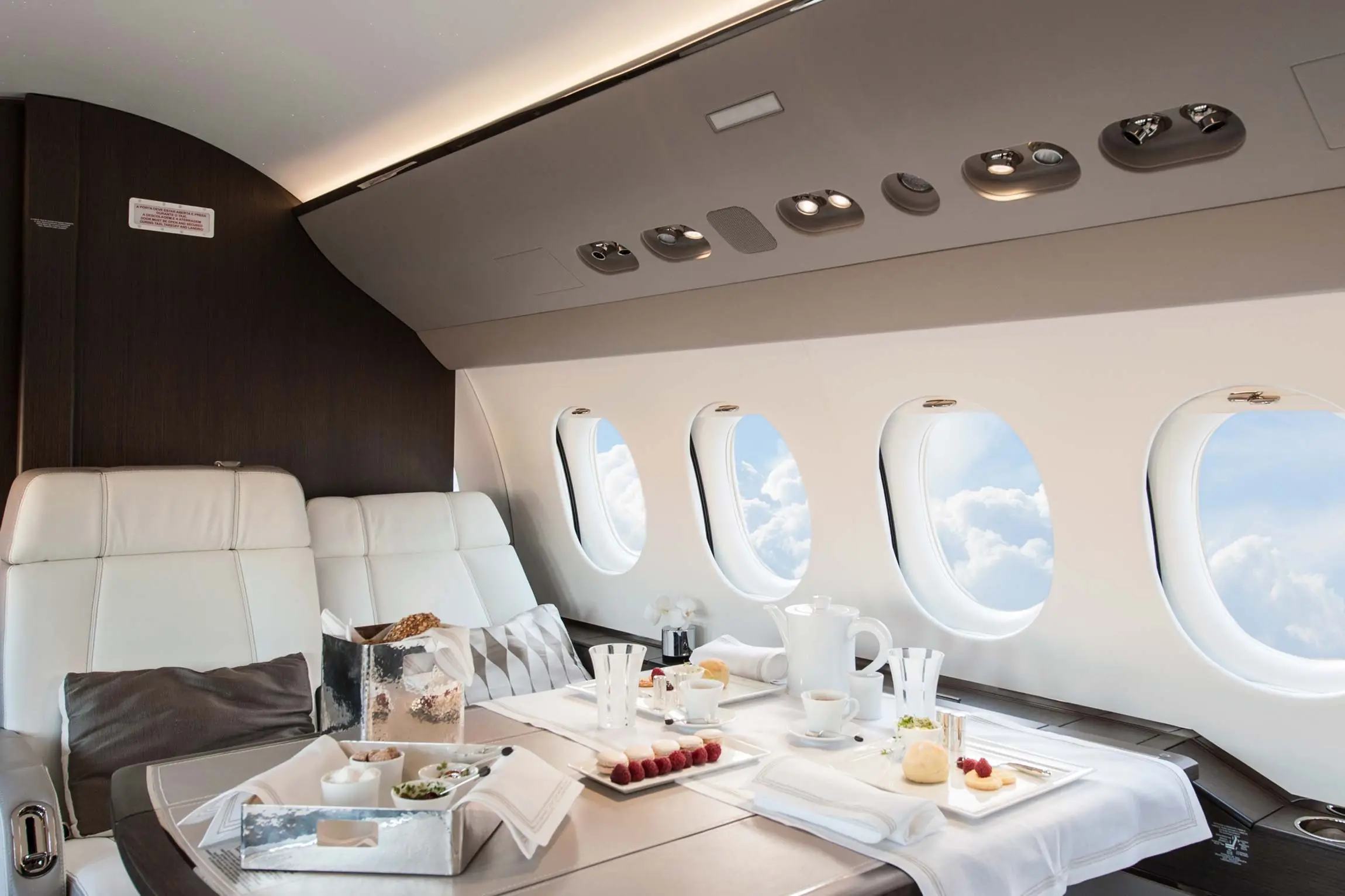 Private Jet . Falcon 7X . Dassault Aviation — projeto de arquitetura do atelier Joana Aranha em Falcon 7X (8/8)