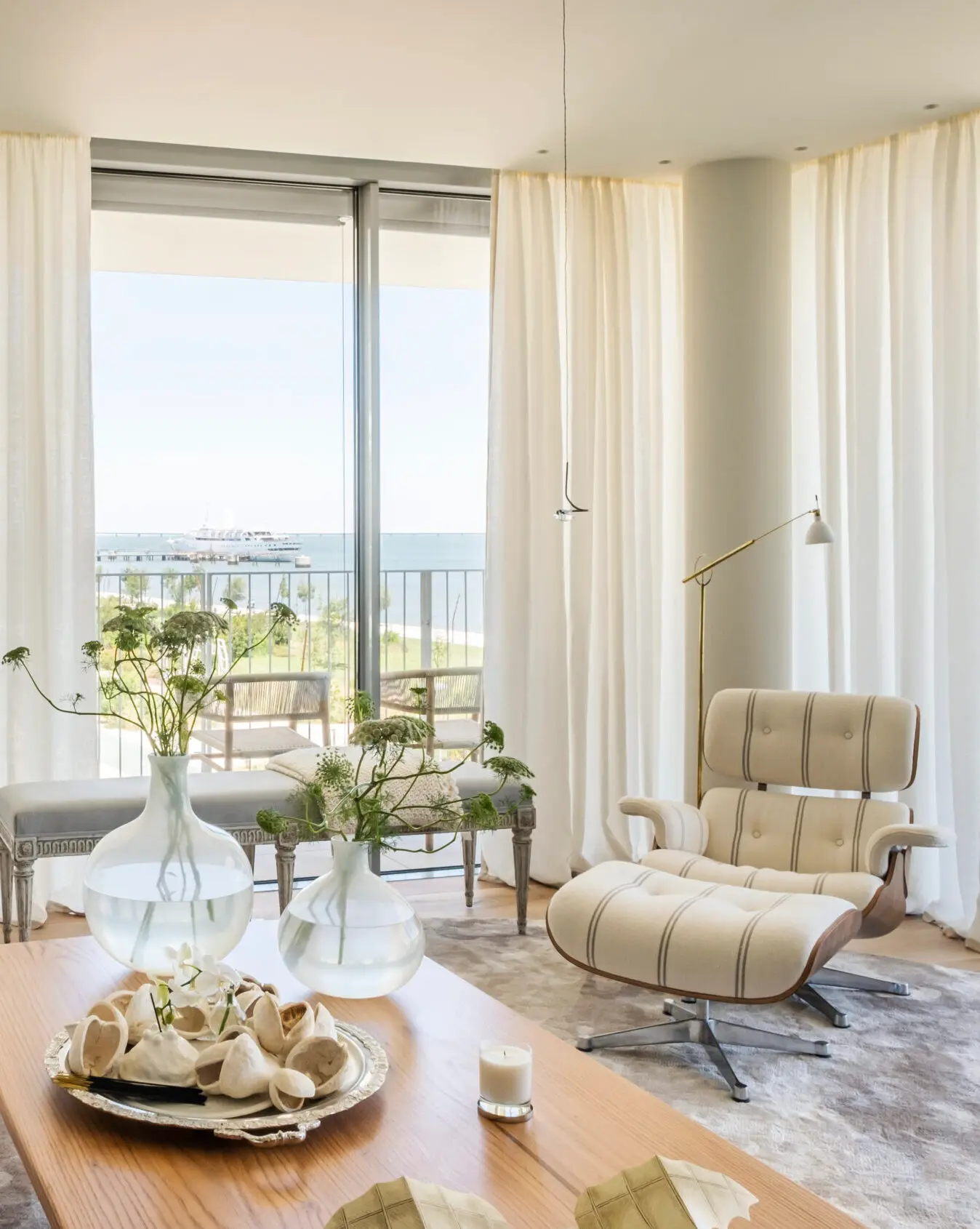 Riverside Apartment . Lisbon . Portugal — projeto de arquitetura do atelier Joana Aranha em Lisbon